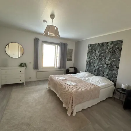 Whitehouse, Peaceful Togetherness *