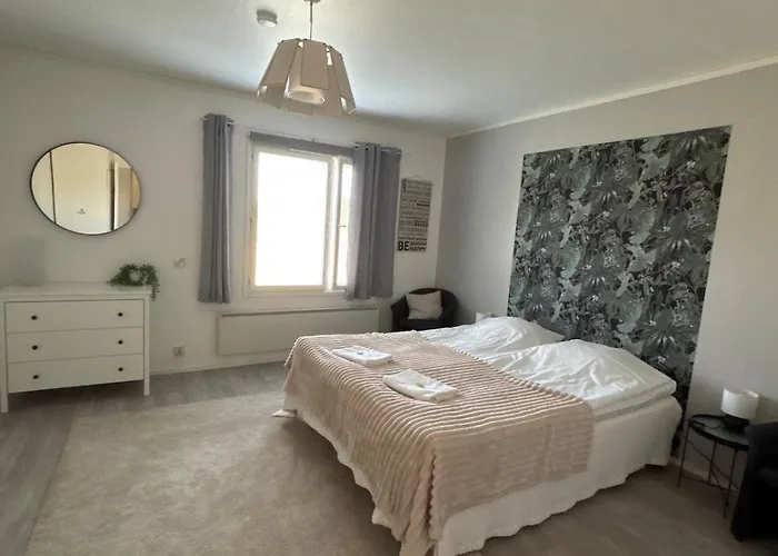 Whitehouse, Peaceful Togetherness *